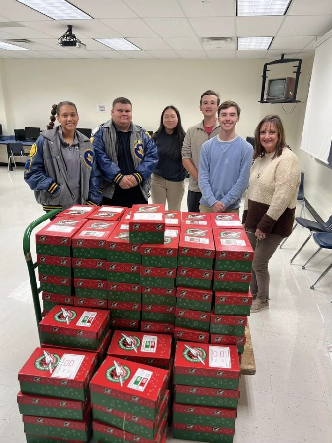 CHS National Honor Society Gives Back