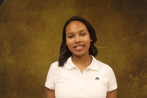 Photo of Leah Williams