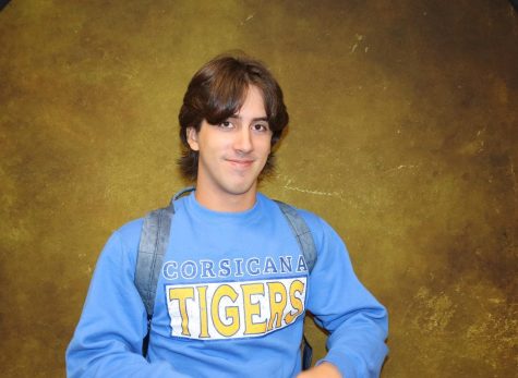 Photo of Brydan Hernandez