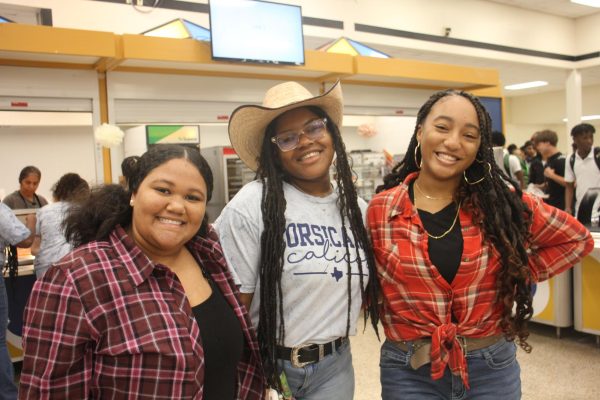Calico Tamia Jackson and Antoinette Horn with their friend Addison Moultrie.